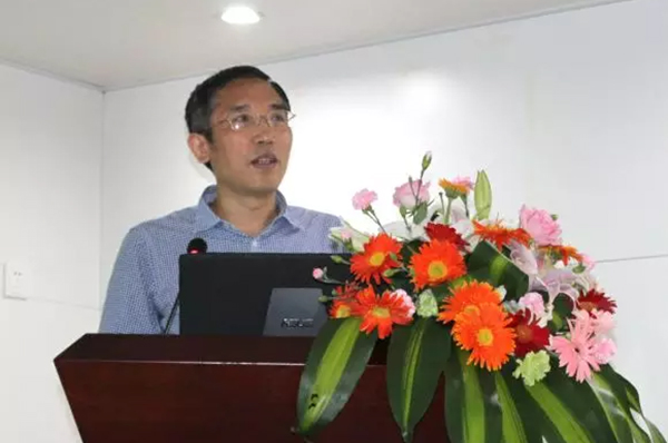 肖满意.jpg 肖满意.jpg