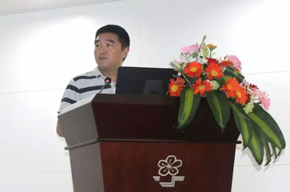 唐仁泓教授.jpg 唐仁泓教授.jpg